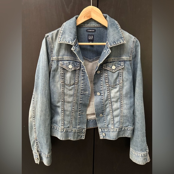 Jean jacket - Picture 1 of 2
